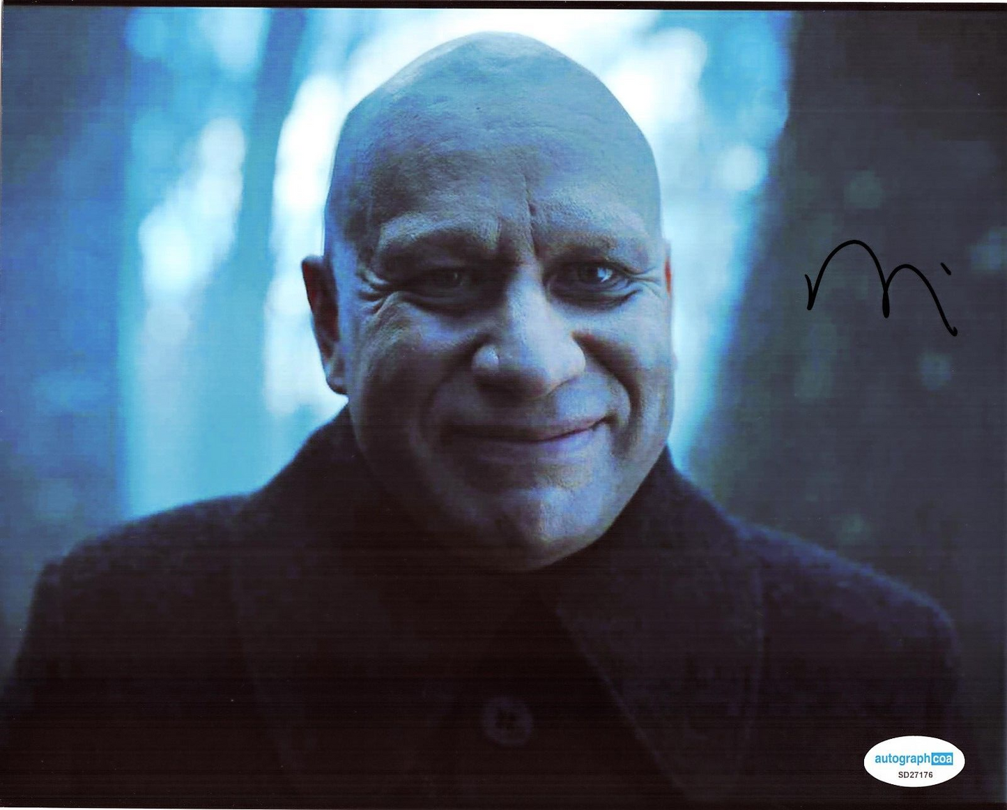 Fred Armisen Signed Uncle Fester Wednesday 8x10 Photo w/ACOA SD27176