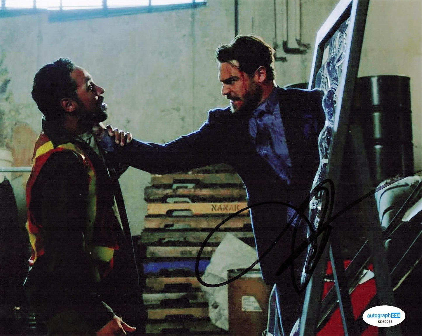 Grey Damon Station 19 TV Show Jack Gibson Signed 8x10 Photo w/ACOA SD60066
