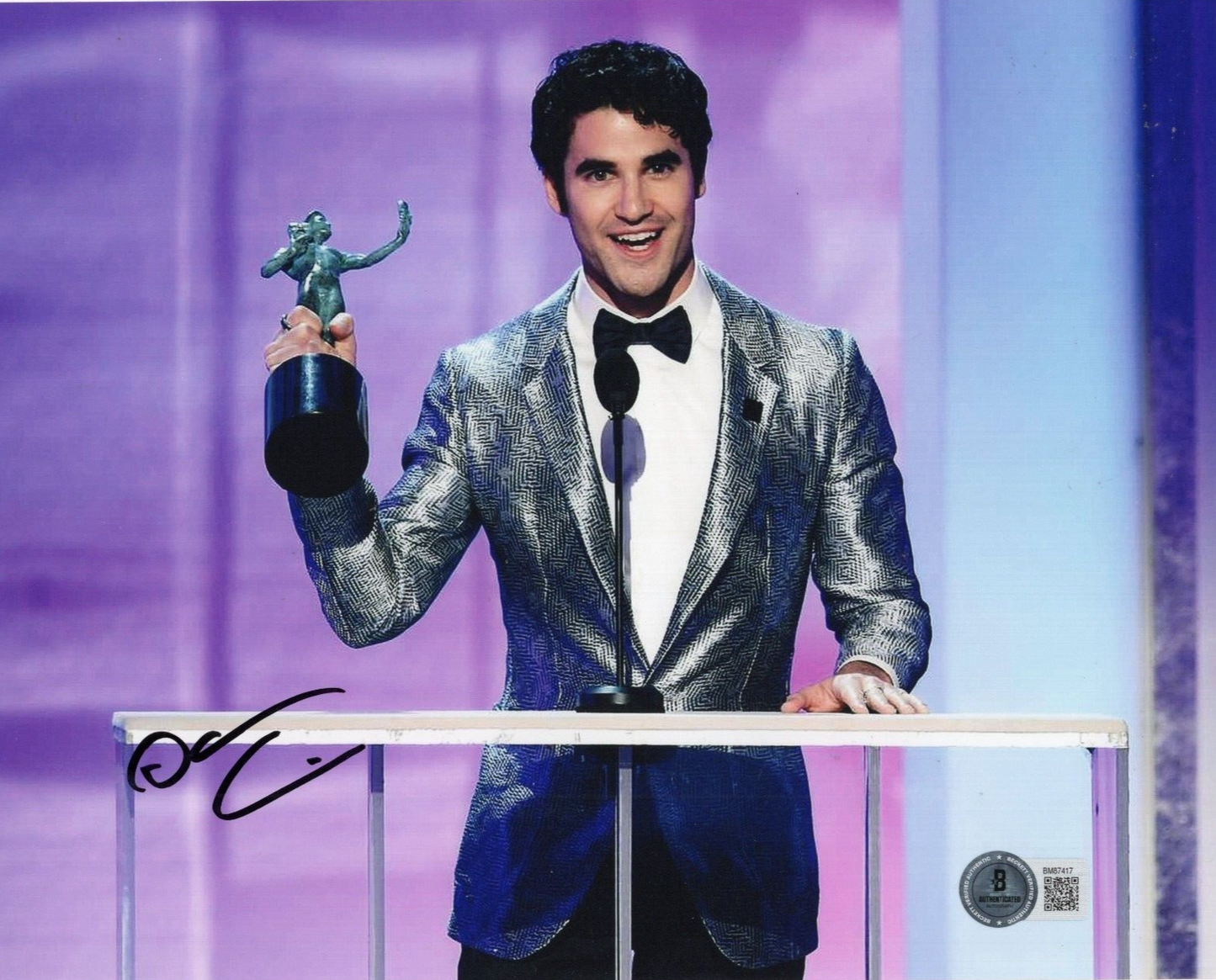 Darren Criss Glee TV Show Blaine Signed 8x10 Photo w/Beckett COA BM87417