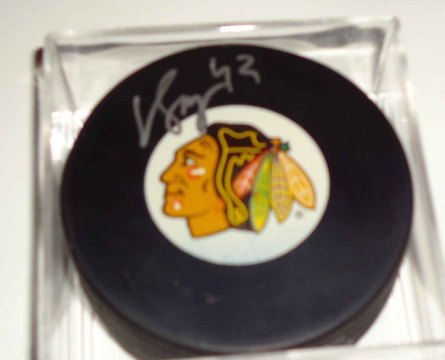 Viktor Svedberg signed 15-16 Chicago Blackhawks souvenir logo hockey puck w/coa