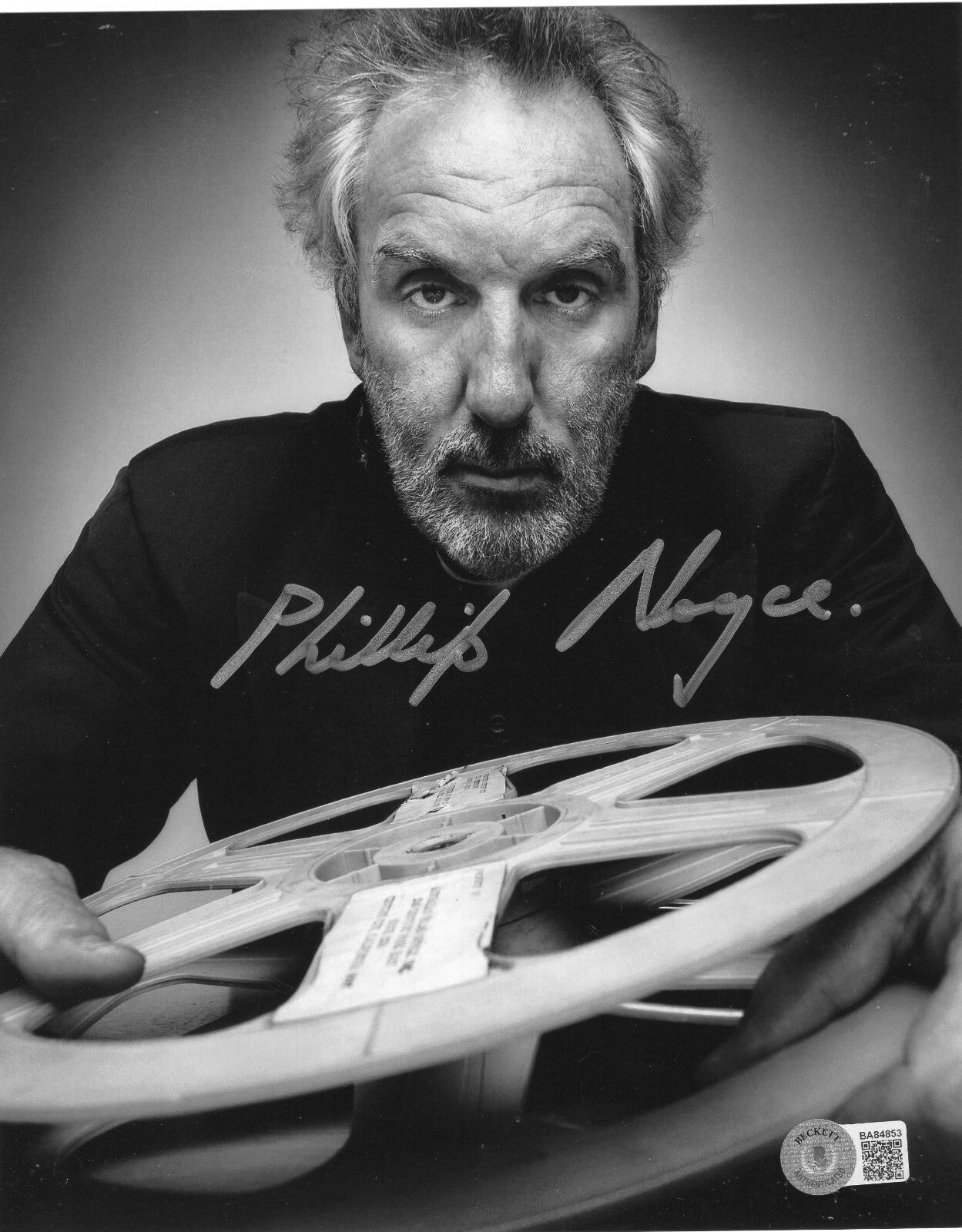 Phillip Noyce Signed Salt The Giver Director 8x10 Photo w/Beckett COA BA84853