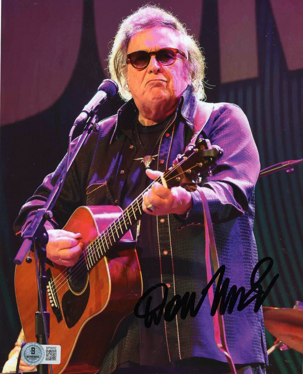 Don McLean Rock n Roll American Pie Signed 8x10 Photo w/Beckett COA BP59252
