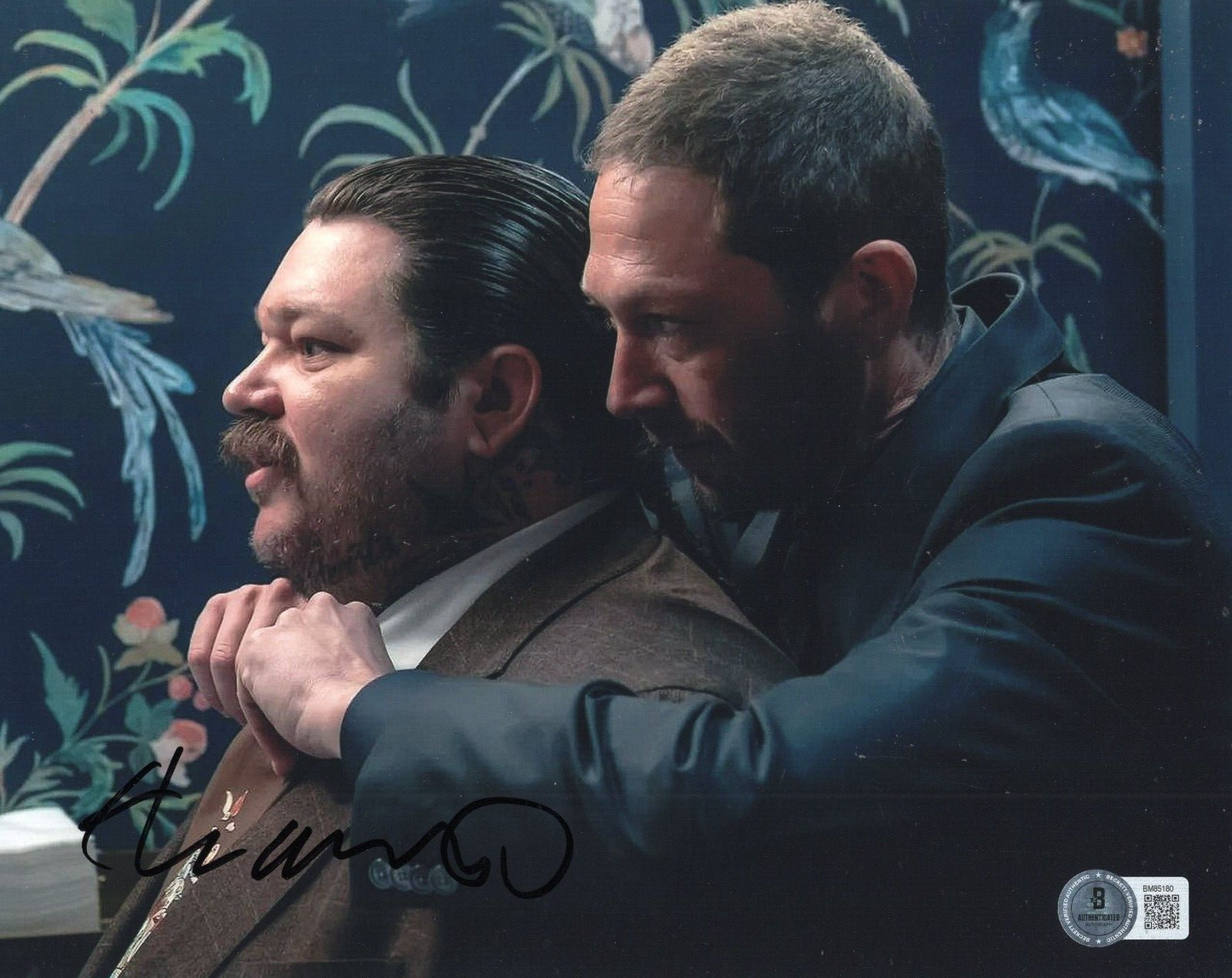 Ebon Moss-Bachrach Bear Cousin Richie Signed 8x10 Photo w/Beckett COA BM85180