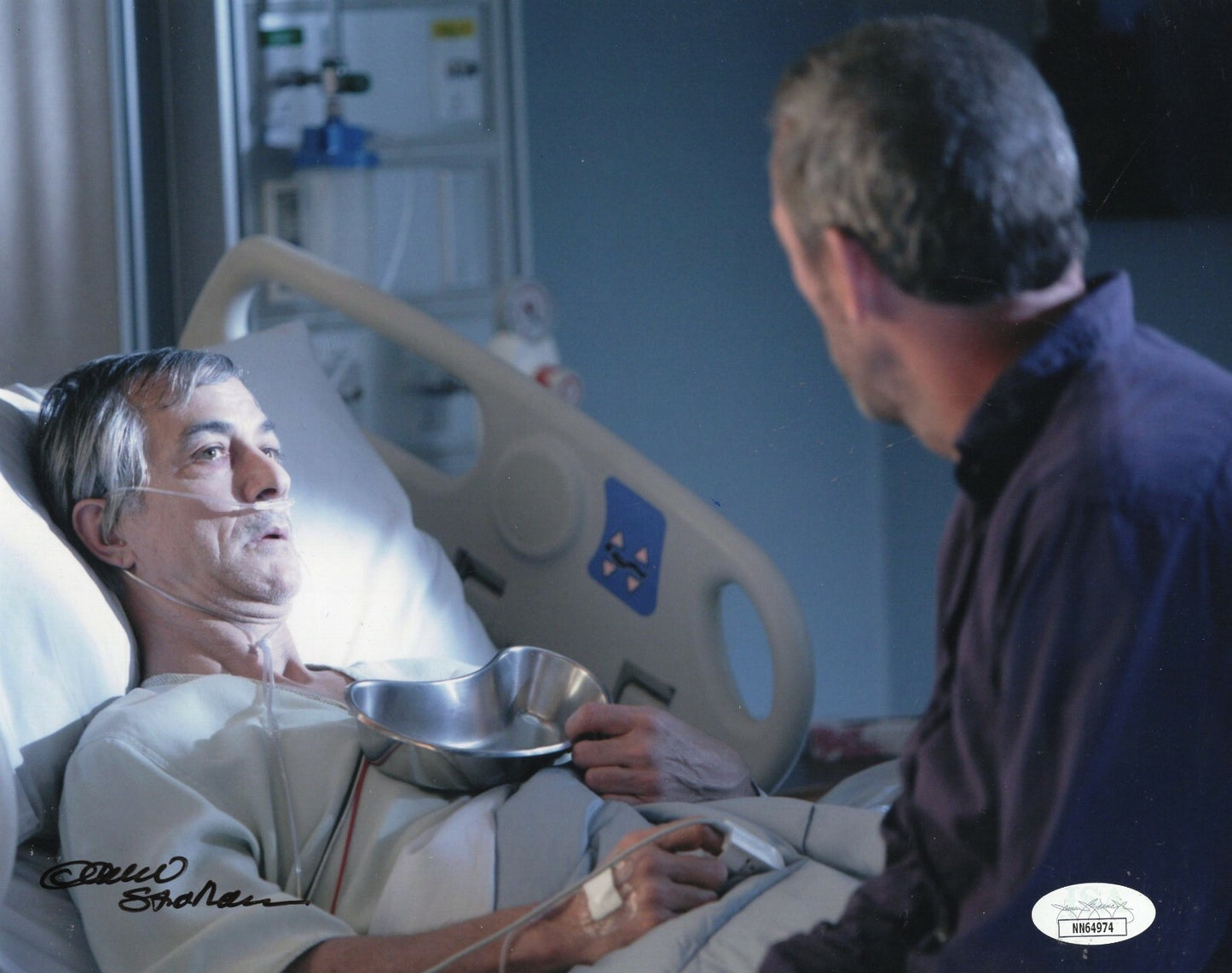David Strathairn Signed The Bourne Ultimatum 8x10 Photo w/JSA COA NN64974