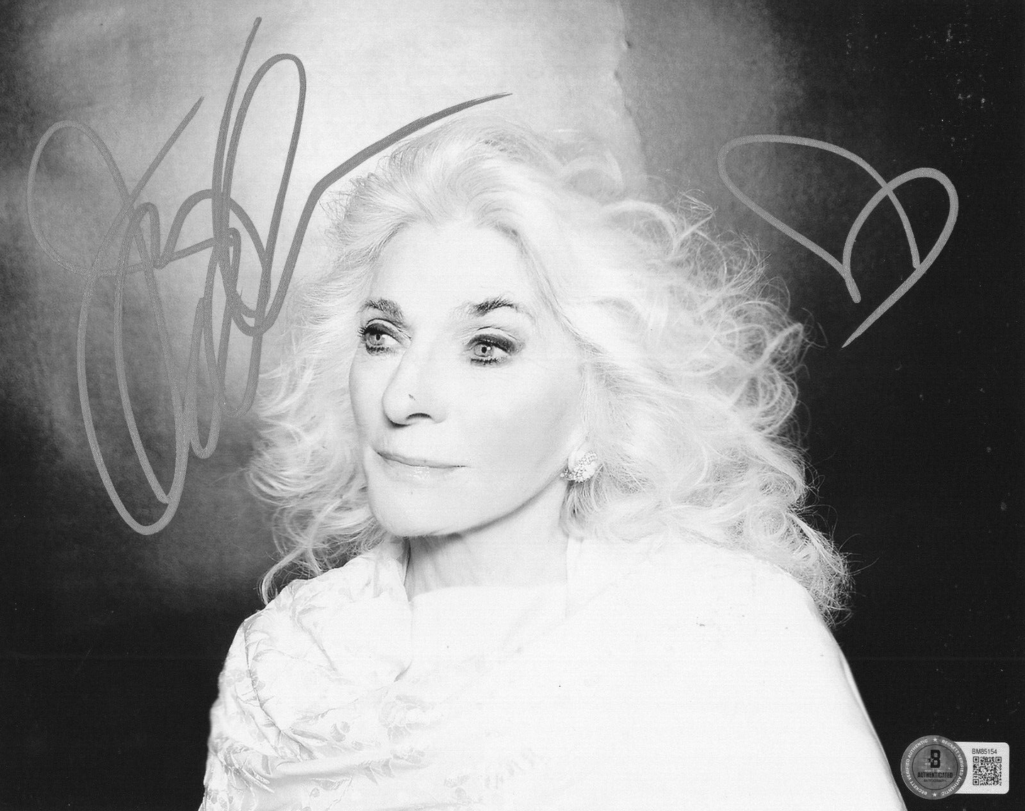 Judy Collins Music Academy Award Grammy Signed 8x10 Photo w/Beckett COA BM85154