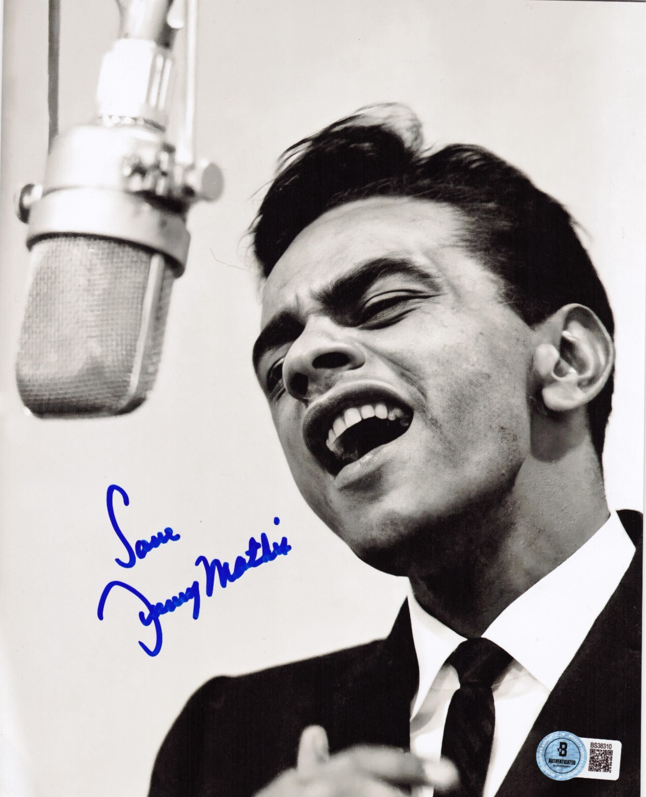 Johnny Mathis Signed 8x10 Photo Grammy Hall of Fame W/Beckett COA BS38310