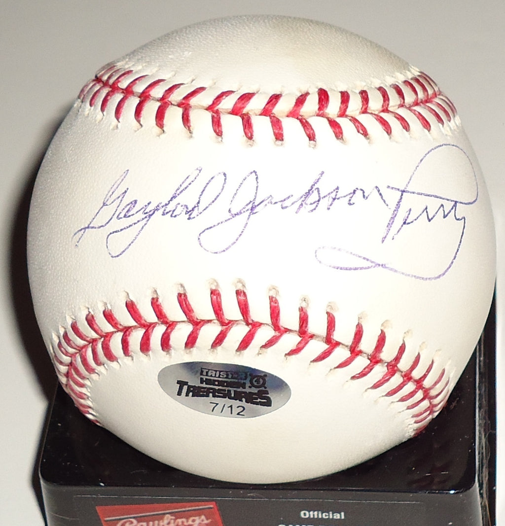 Gaylord Jackson Perry signed OML baseball Tri Star hidden treasures 7/12 Giants