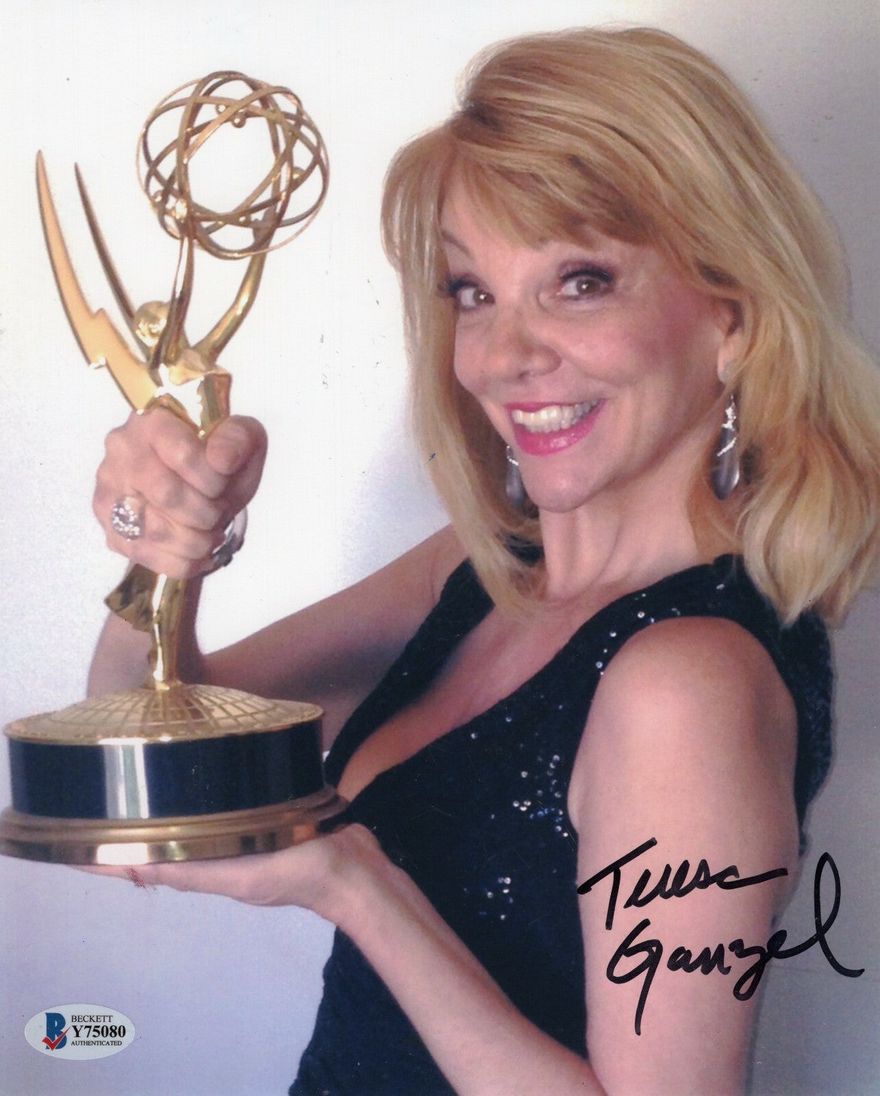 Teresa Ganzel Signed 8x10 Photo w/Beckett COA Y75080 The Tonight Show