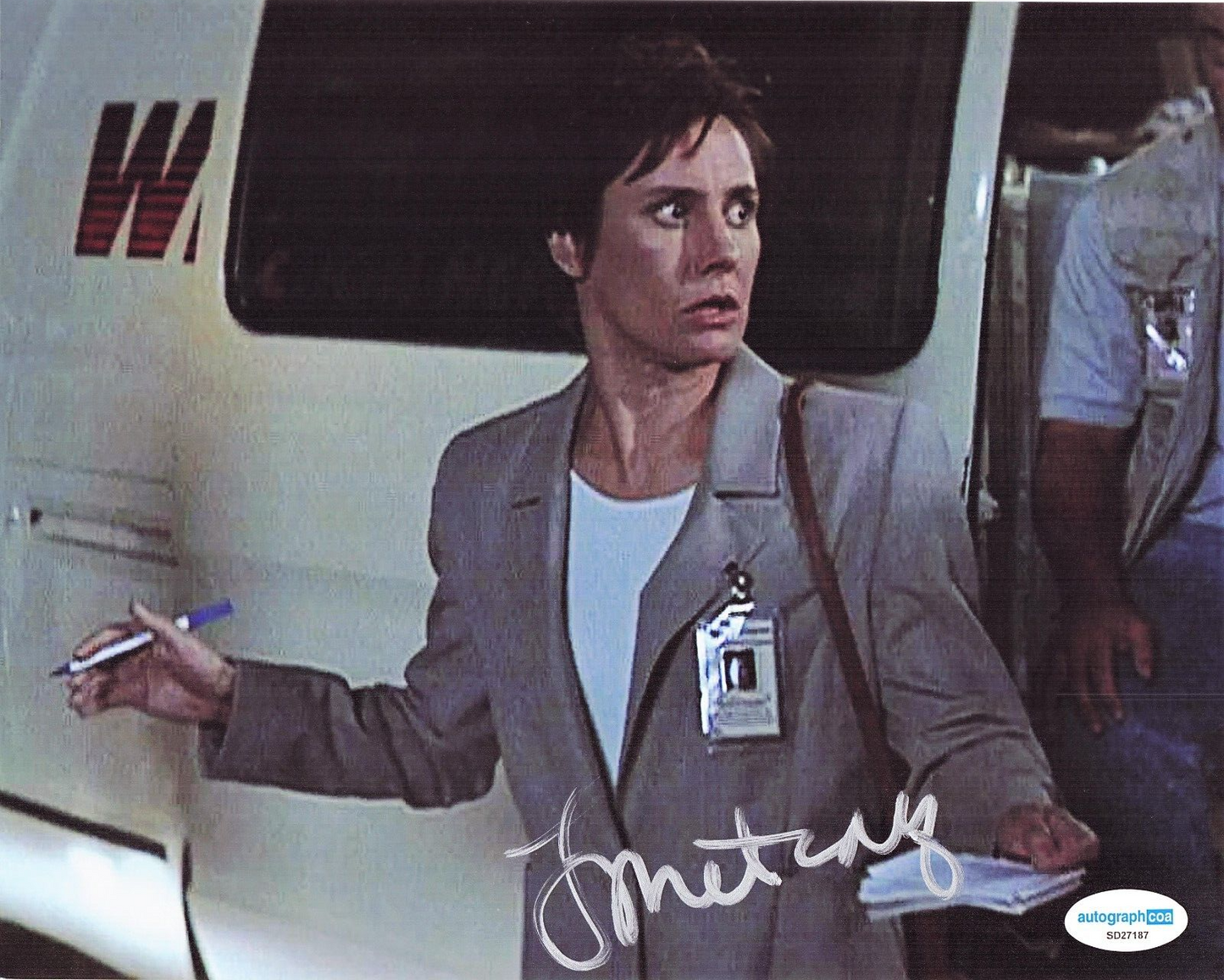 Laurie Metcalf Signed Scream 2 Movie Debbie Salt 8x10 Photo w/ACOA SD27187