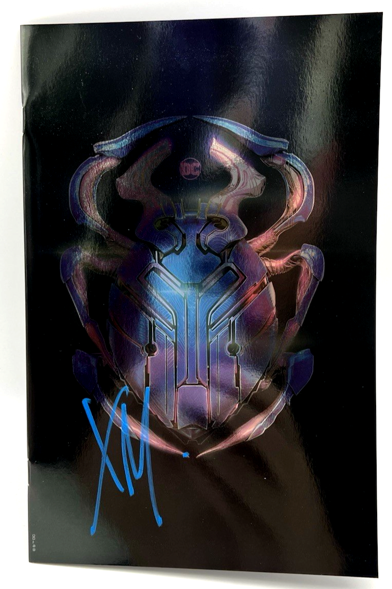 Xolo Mariduena Signed Blue Beetle Variant Comic Book w/Beckett COA BAS BV13215