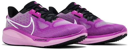 Size 10.5 Nike Air Zoom Vomero 17 Hyper Violet Purple White Black FB1309-500