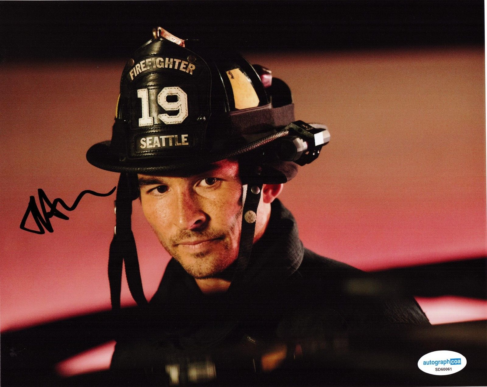 Jay Hayden Station 19 Travis Montgomery Signed 8x10 Photo w/ACOA SD60061
