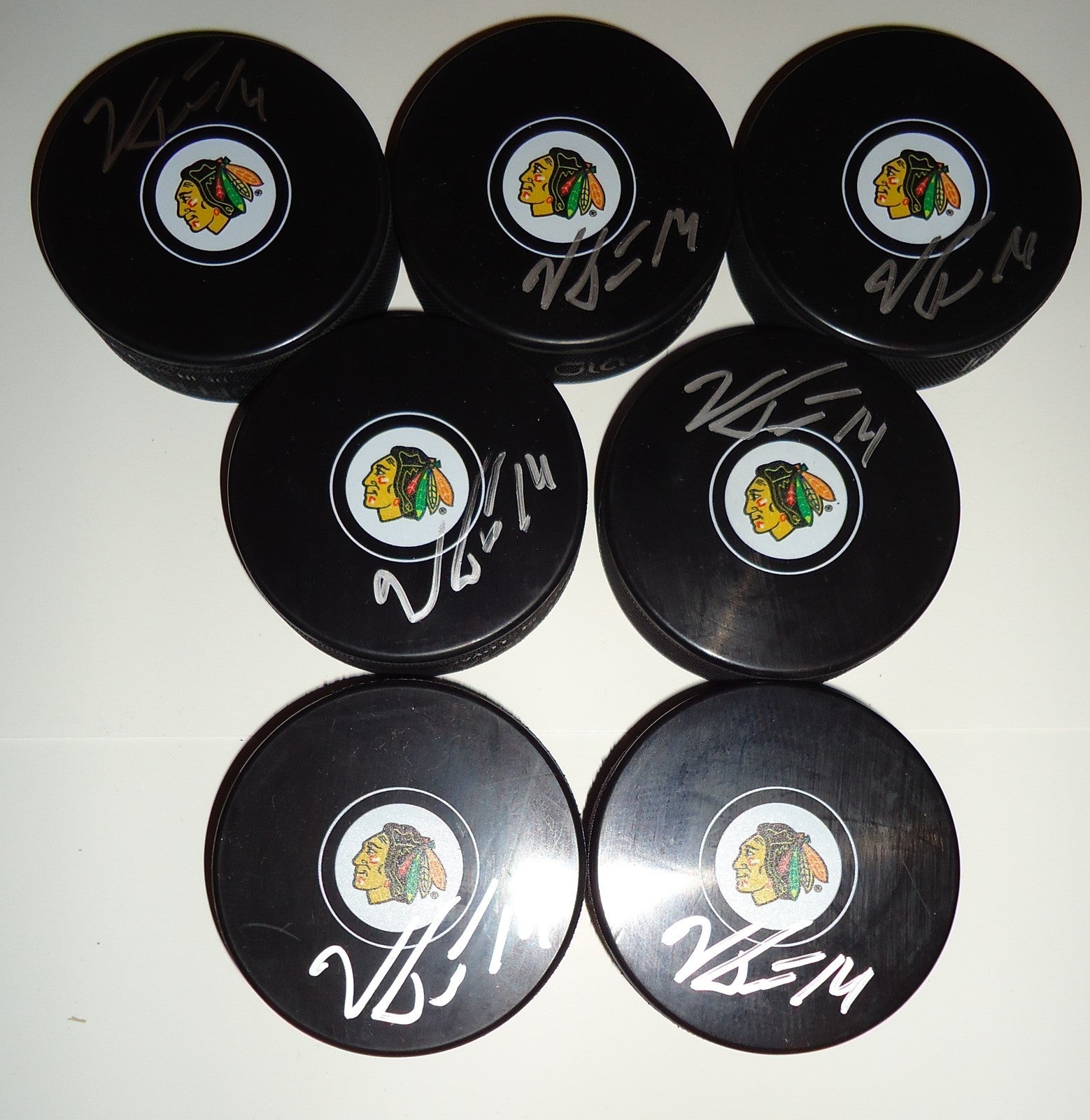 Viktor Tikhonov signed 15-16 Chicago Blackhawks souvenir logo hockey puck w/coa