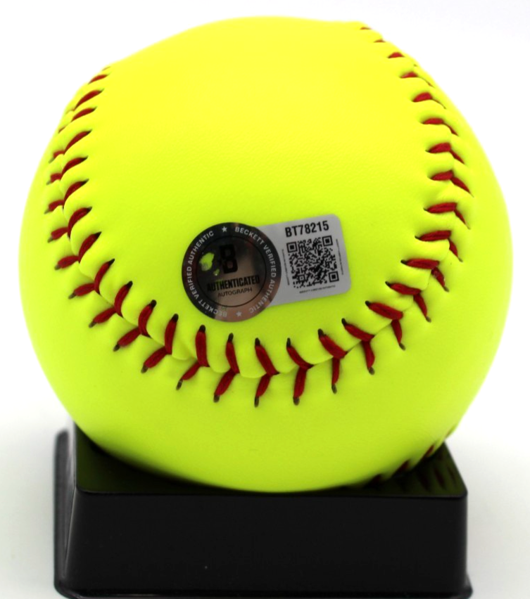 Taylor Edwards Signed Blaze Nebraska AUSL USA Softball w/Beckett BAS COA BT78215
