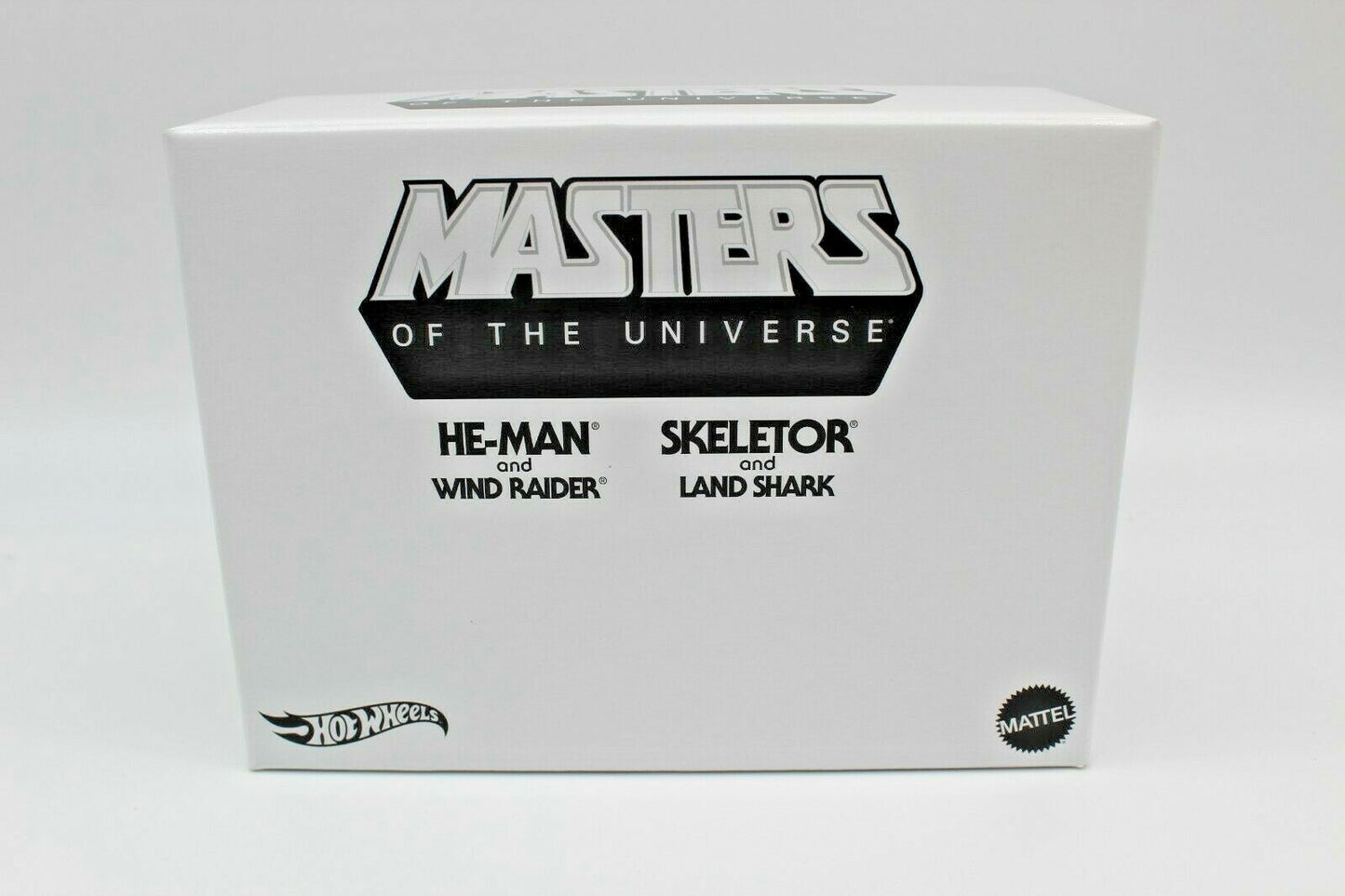 SDCC 2021 Mattel Exclusive Hot Wheels MOTU Wind Raider vs Land Shark Inhand