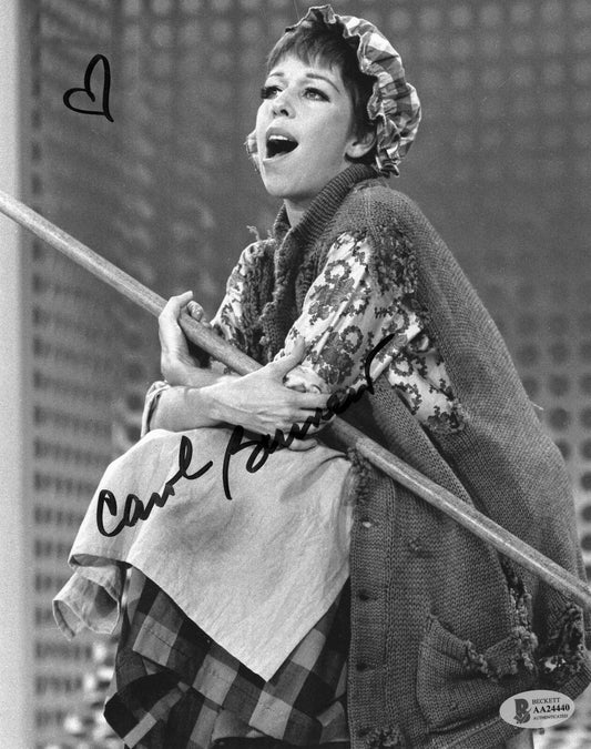Carol Burnett Show Annie Signed 8x10 Photo w/Beckett COA AA24440 BAS