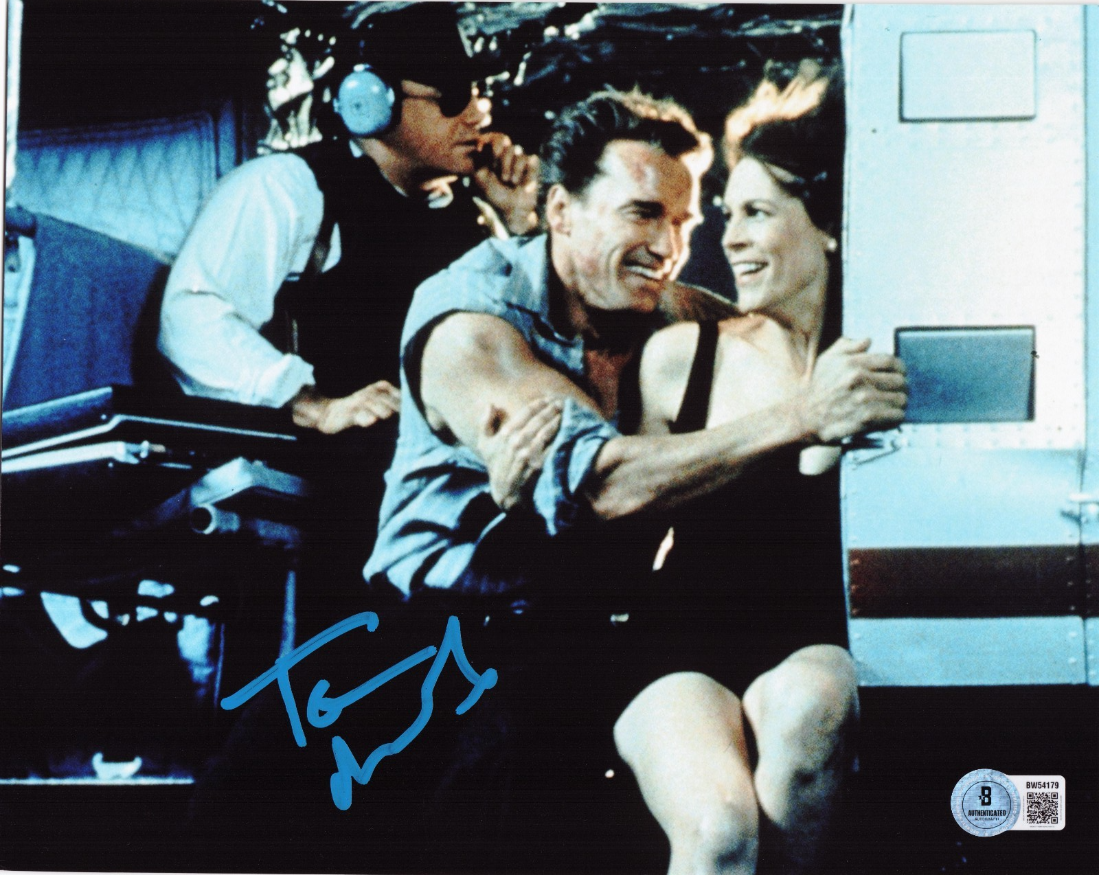 Tom Arnold Signed True Lies Movie 8x10 Photo w/Beckett BAS BW54179