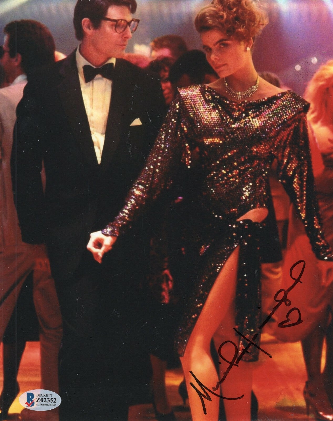 Mariel Hemingway Signed Superman Lacy Warfield 8x10 Photo w/Beckett COA Z02352