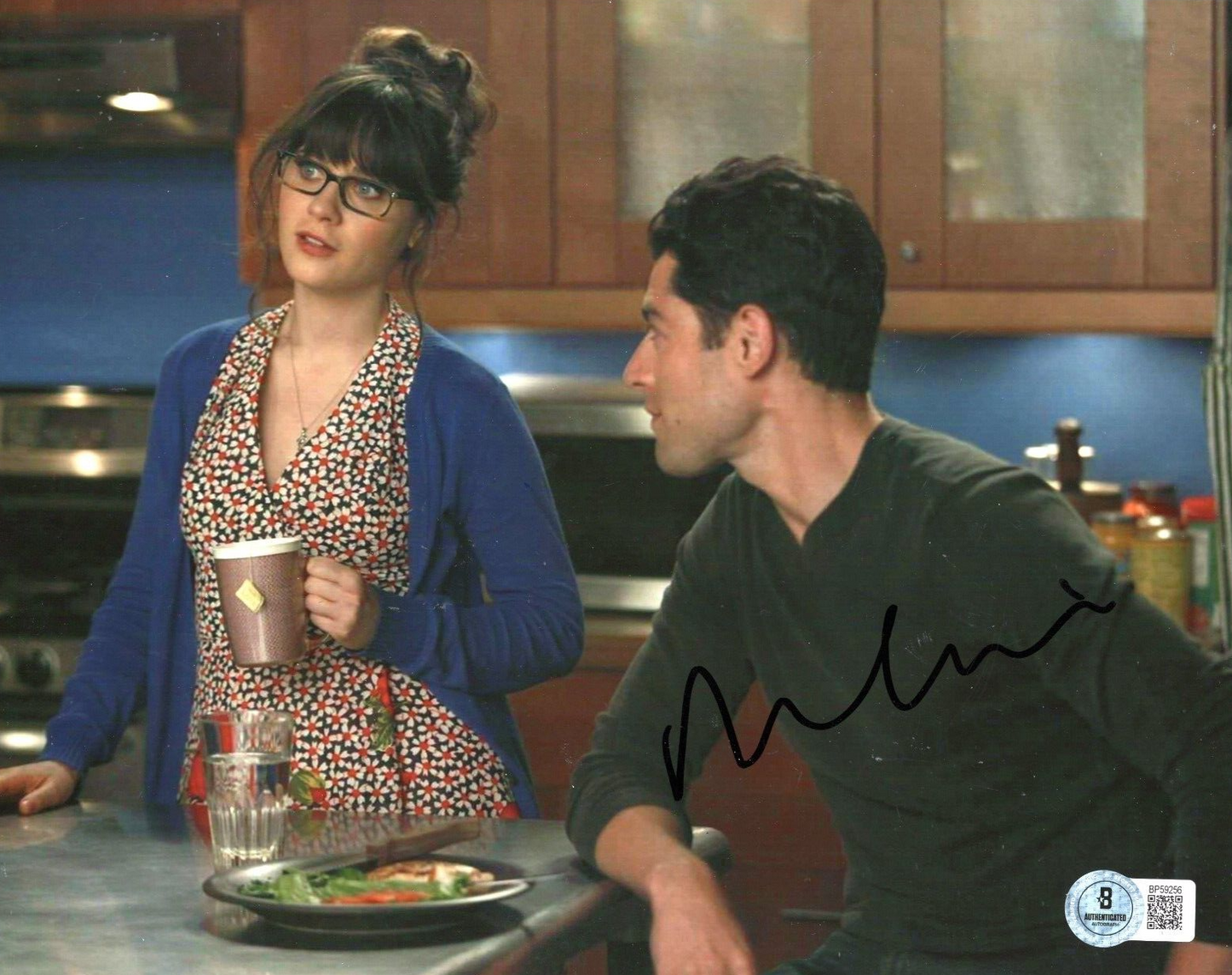 Max Greenfield New Girl TV Show Schmidt Signed 8x10 Photo w/Beckett COA BP59256
