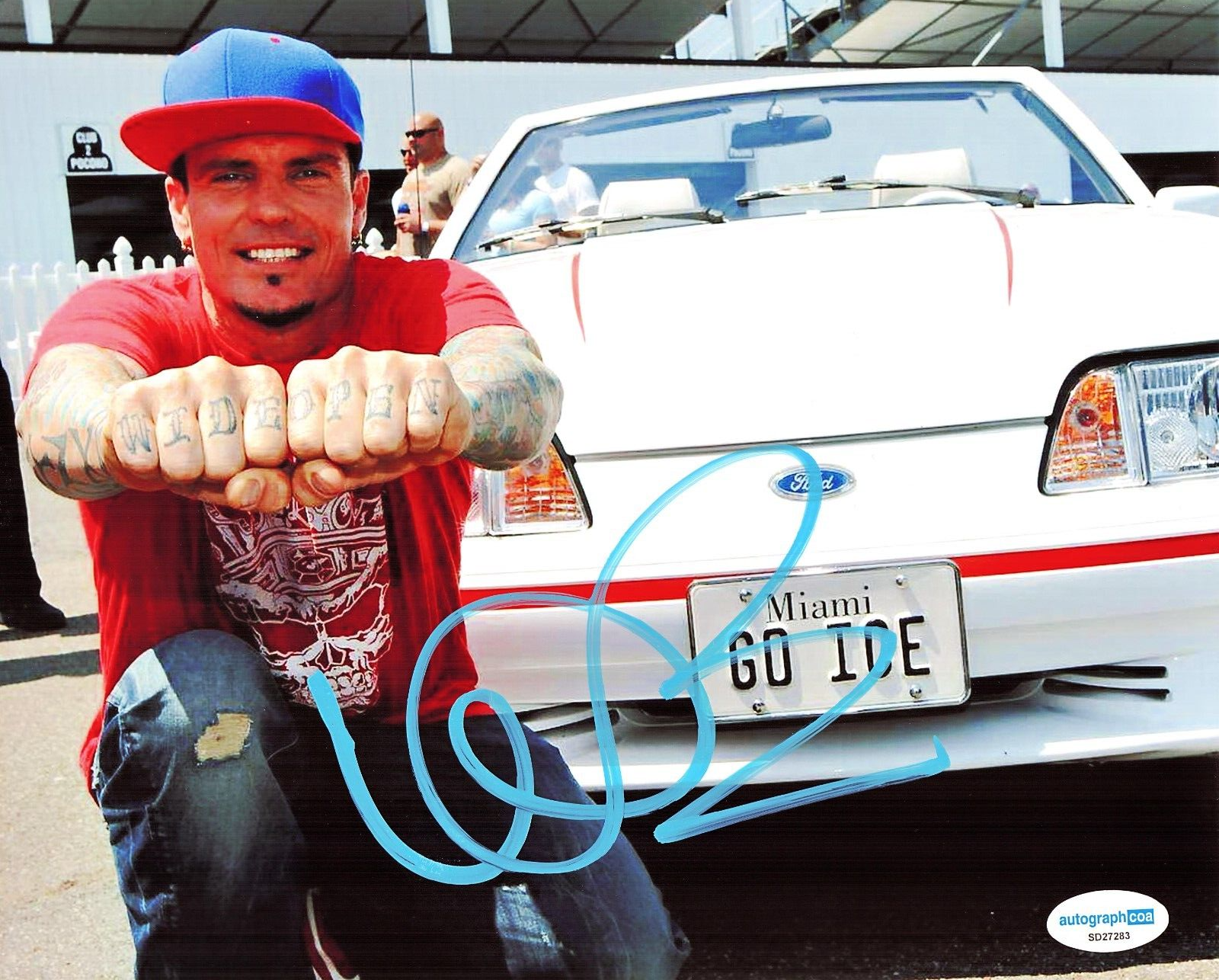 Vanilla Ice Signed 8x10 Photo Ice Ice Baby Rap Hip Hop w/ACOA SD27283