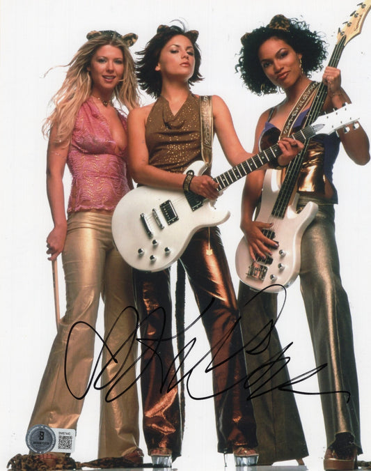 Rachel Leigh Cook Josie And The Pussycat Signed 8x10 Photo w/Beckett COA BM87440