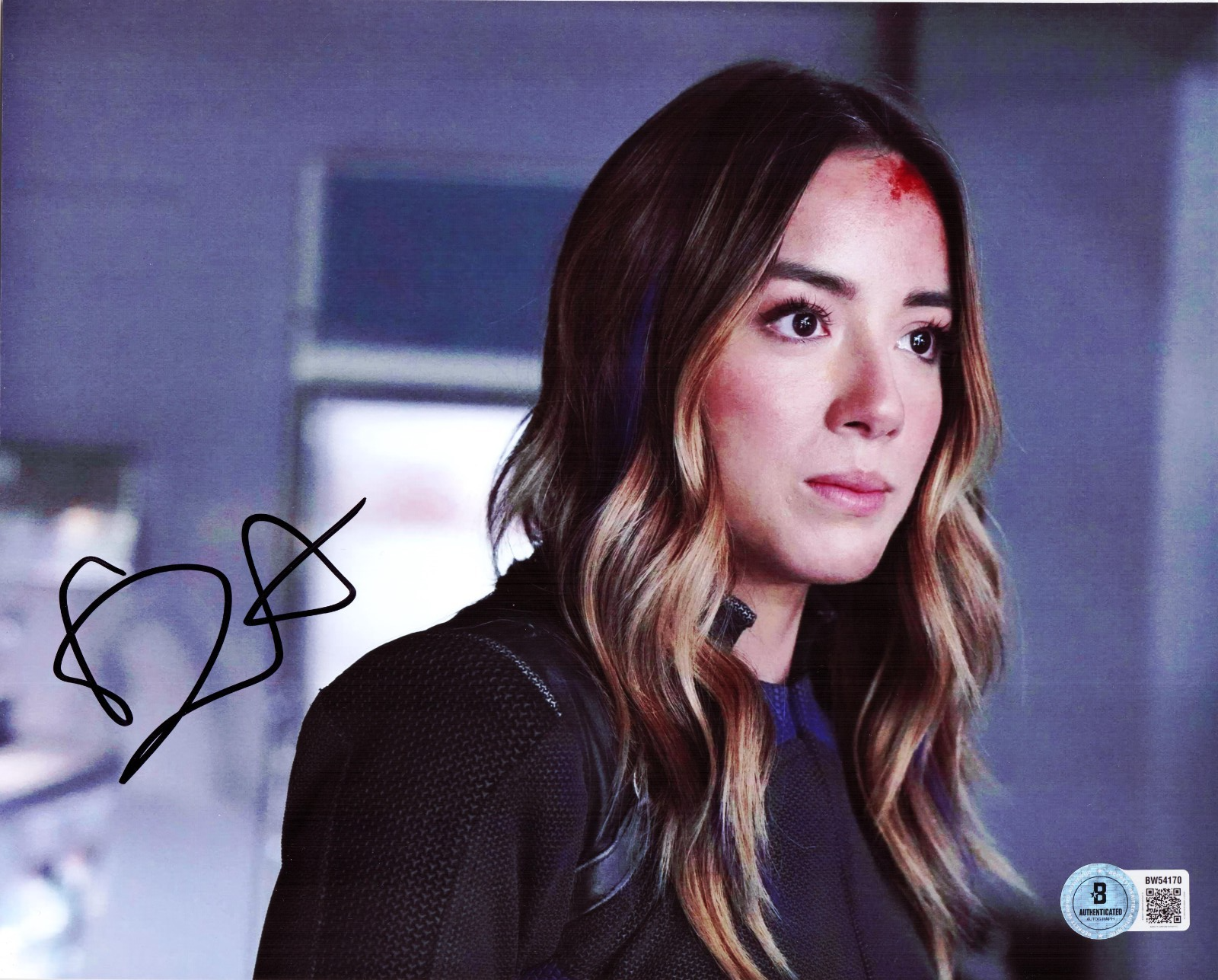 Chloe Bennett Agents of Shield Daisy Signed 8x10 Photo w/Beckett BAS BW54170