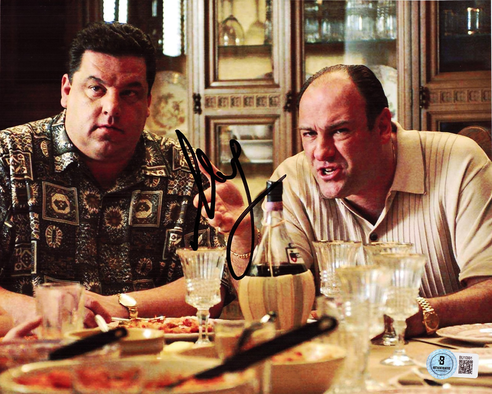 Steve Schirripa Signed Sopranos Bobby Baccala 8x10 Photo w/Beckett COA BU10991