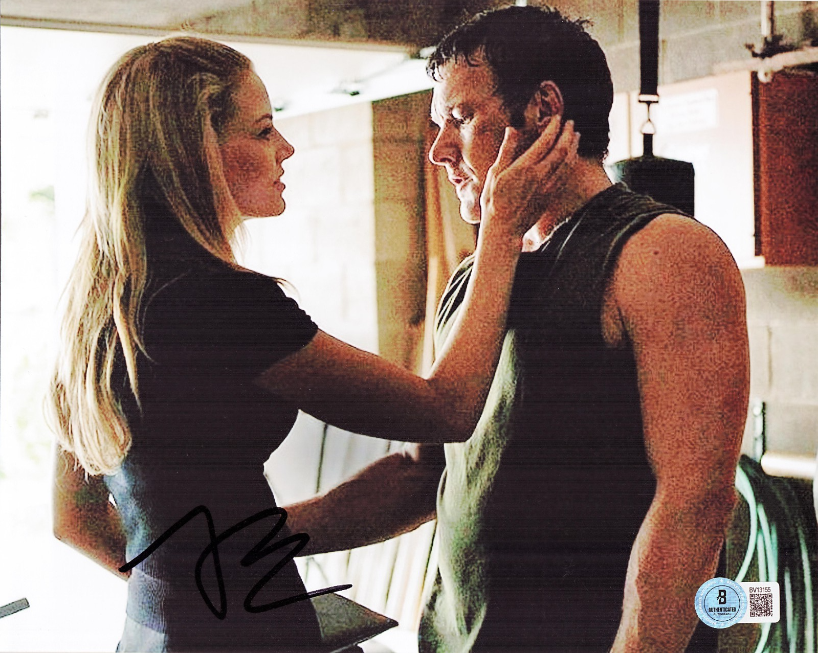 Joel Edgerton Signed Warrior Brendan Conlon 8x10 Photo w/Beckett BAS COA BV13155