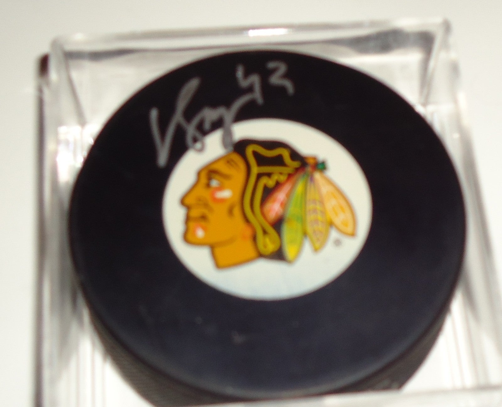 Viktor Svedberg signed 15-16 Chicago Blackhawks souvenir logo hockey puck w/coa