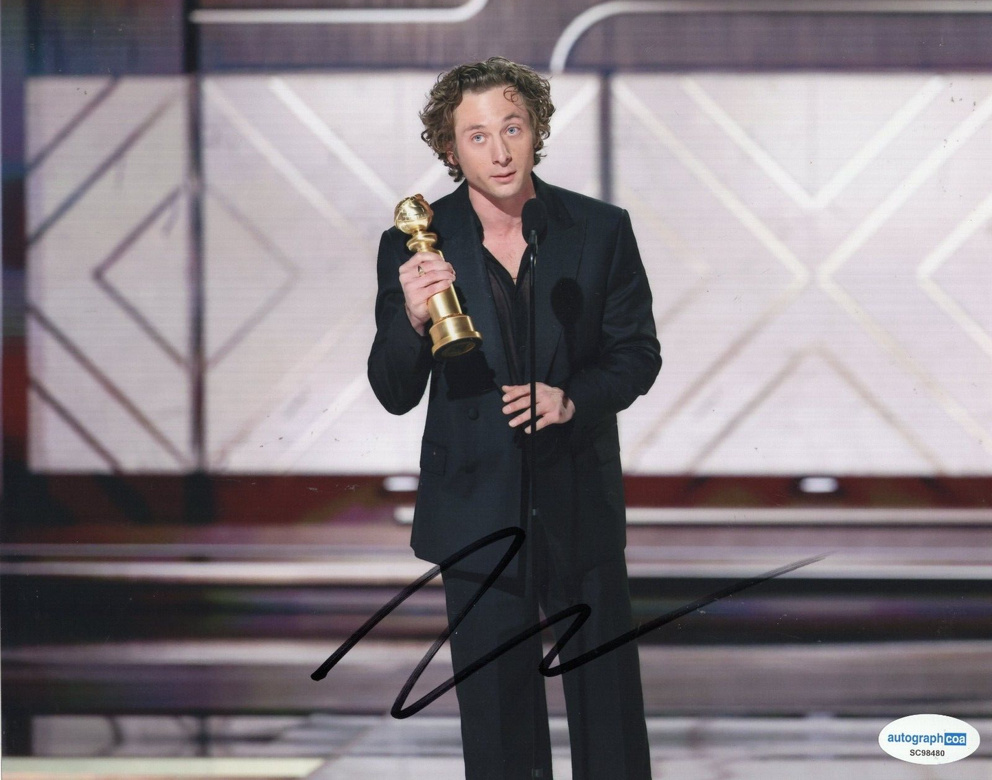 Jeremy Allen White The Bear Chef Carmen Emmy Signed 8x10 Photo w/ACOA SC98480