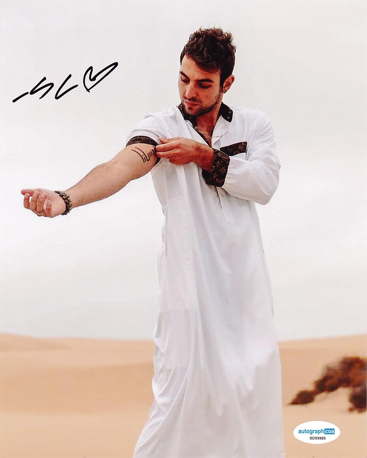 Saint Levant Very Few Friends Signed 8x10 Photo w/Autograph COA ACOA SD59985