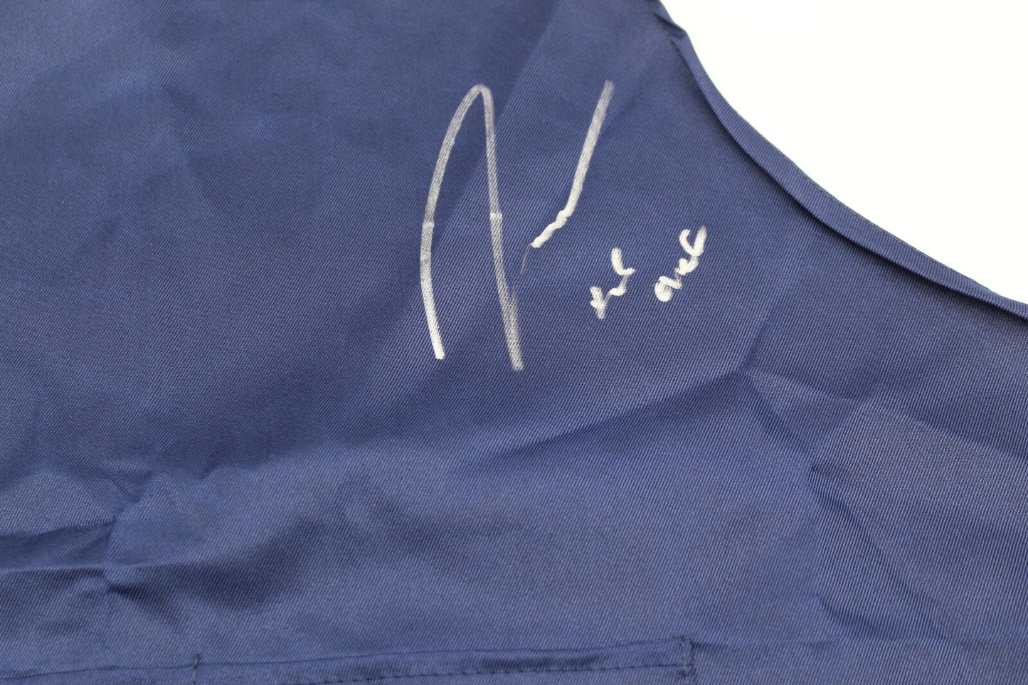 Jeremy Allen White The Bear Signed Chef Apron Carmy w/Beckett COA BM50306