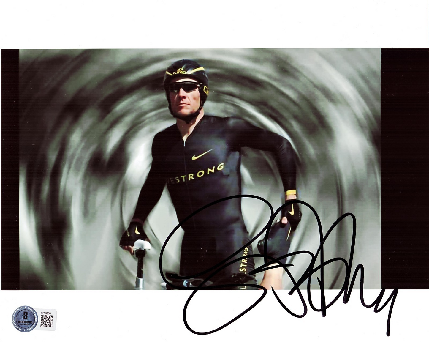 Lance Armstrong Signed 8x10 Tour De France Photo W/Beckett BAS LOA AE38968