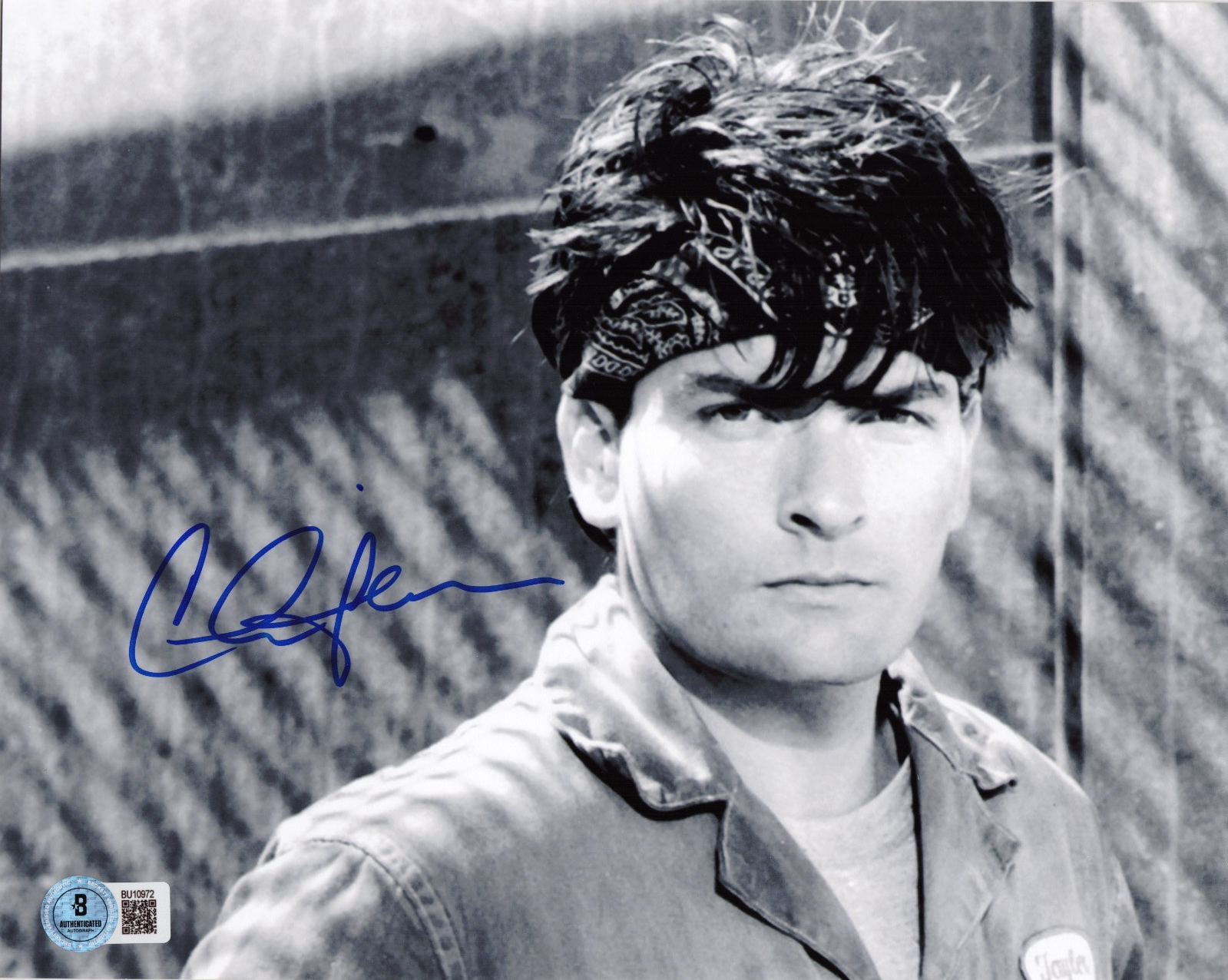 Charlie Sheen Men At Work Carl Taylor Signed 8x10 Photo w/Beckett COA BU10971