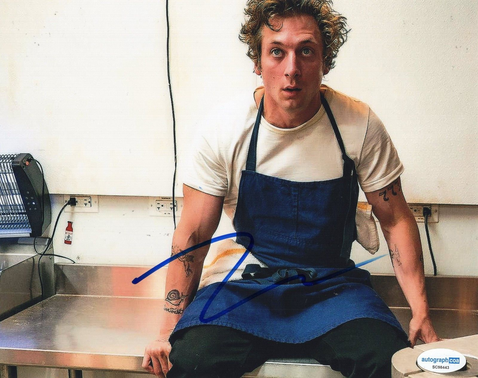 Jeremy Allen White The Bear Chef Carmy Carmen Signed 8x10 Photo w/ACOA SC98443