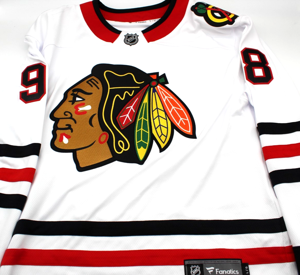Connor Bedard Signed Chicago Blackhawks Hockey Jersey w/Beckett COA AE37095