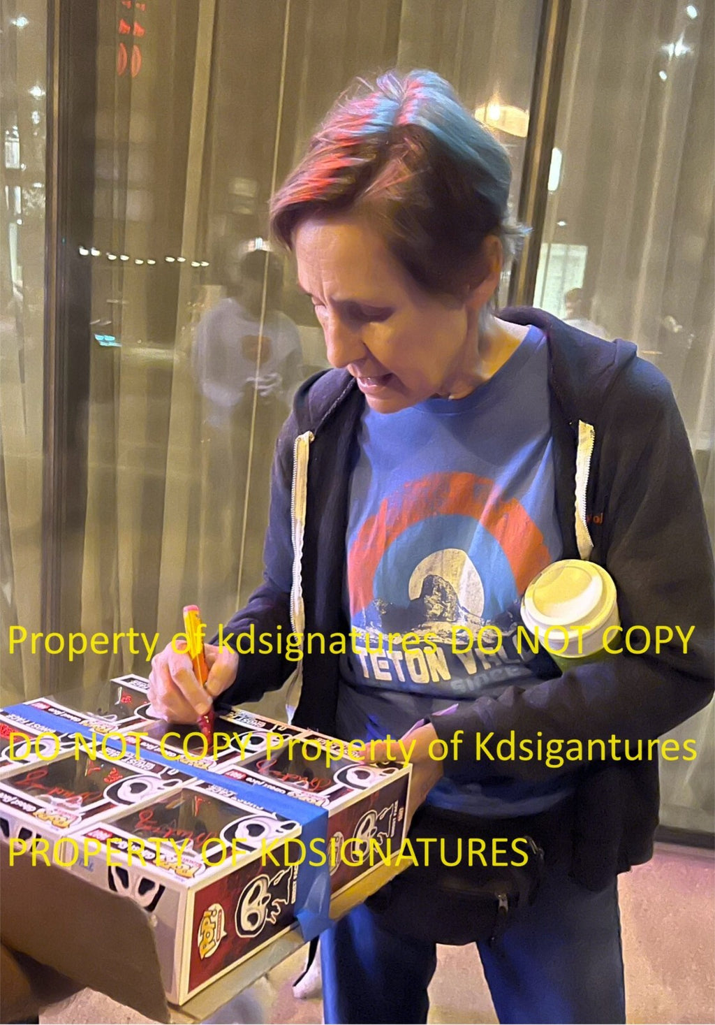 Laurie Metcalf Signed Scream Ghost Face Funko 1607 w/Beckett COA BN71138 PROOF