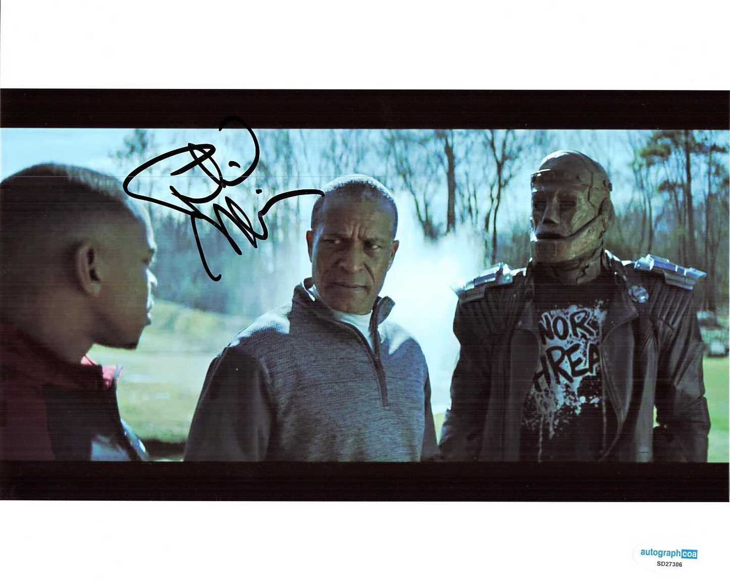 Phil Morris Signed Doom Patrol Silas Stone 8x10 Photo w/ACOA SD27306