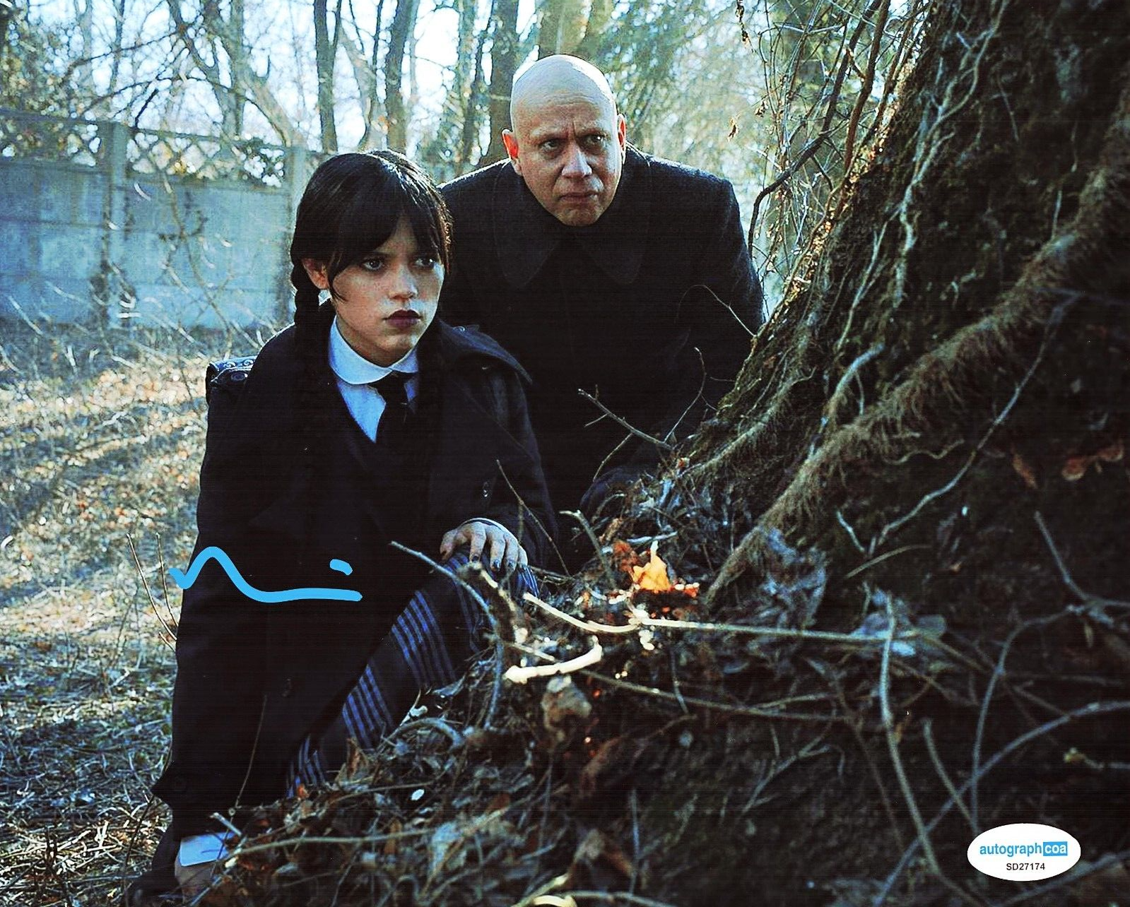 Fred Armisen Signed Uncle Fester Wednesday 8x10 Photo w/ACOA SD27174