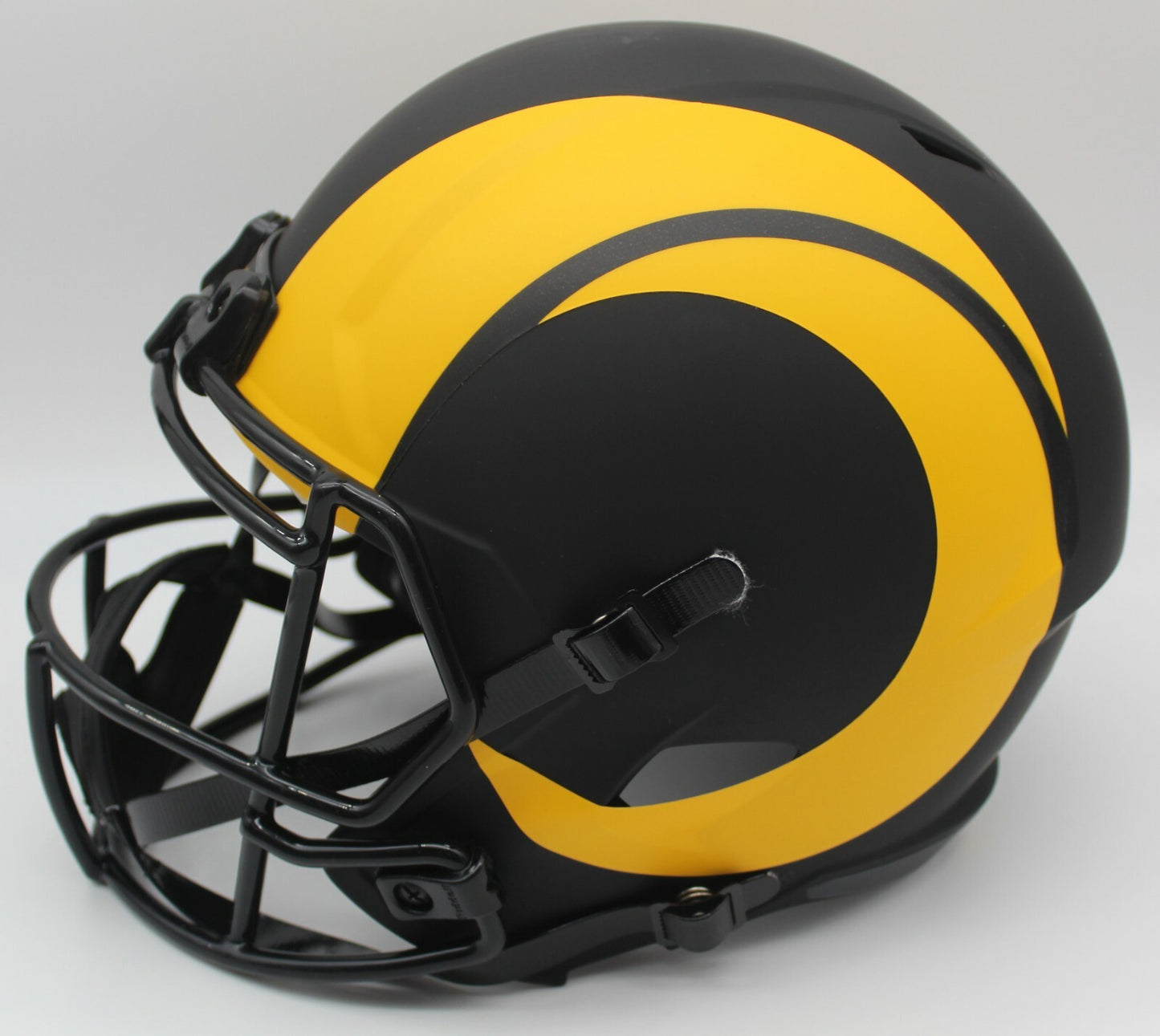 Kurt Warner Signed St. Louis Rams Eclipse Full Size Helmet w/Beckett BB41868