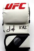 Alibi Idiris Signed UFC Training Glove MMA w/Beckett COA BAS BT56311
