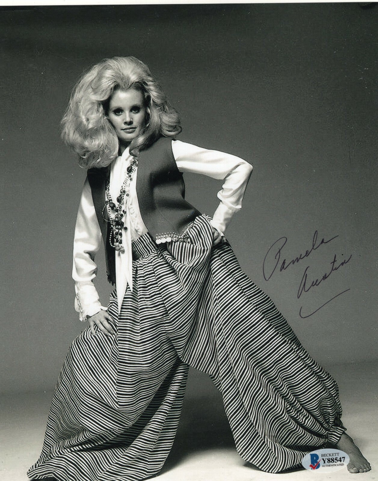 Pamela Austin Signed Blue Hawaii Wild Wild West 8x10 Photo w/Beckett COA Y88547