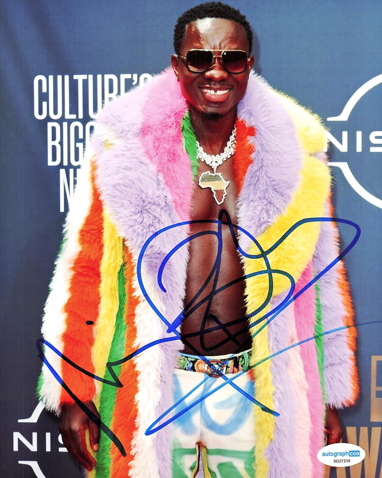 Michael Blackson Signed 30 Rock Coming to America 8x10 Photo w/ACOA SD27235