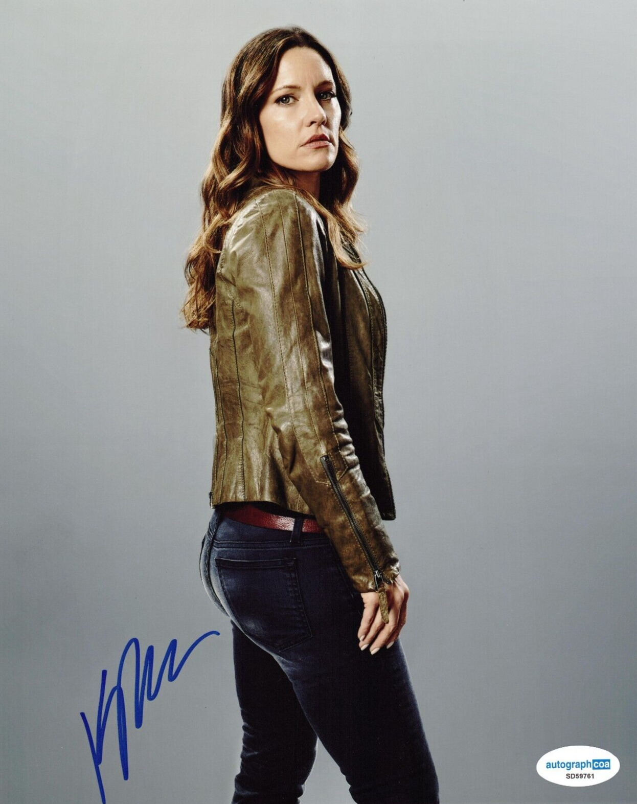 KaDee Strickland Private Practice Charlotte Signed 8x10 Photo w/ACOA SD59761