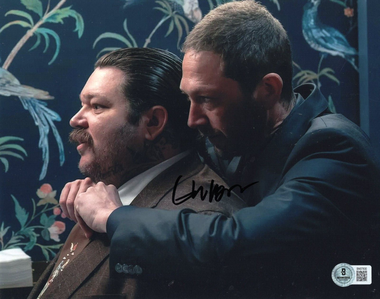 Ebon Moss Bachrach Cousin Ritchie Bear TV Signed 8x10 Photo w/Beckett BN07830