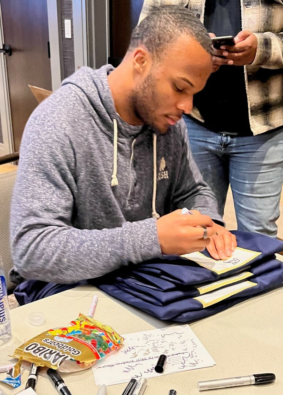 Isaiah Foskey Signed Custom Green Notre Dame Jersey w/JSA COA Witness Proof #3