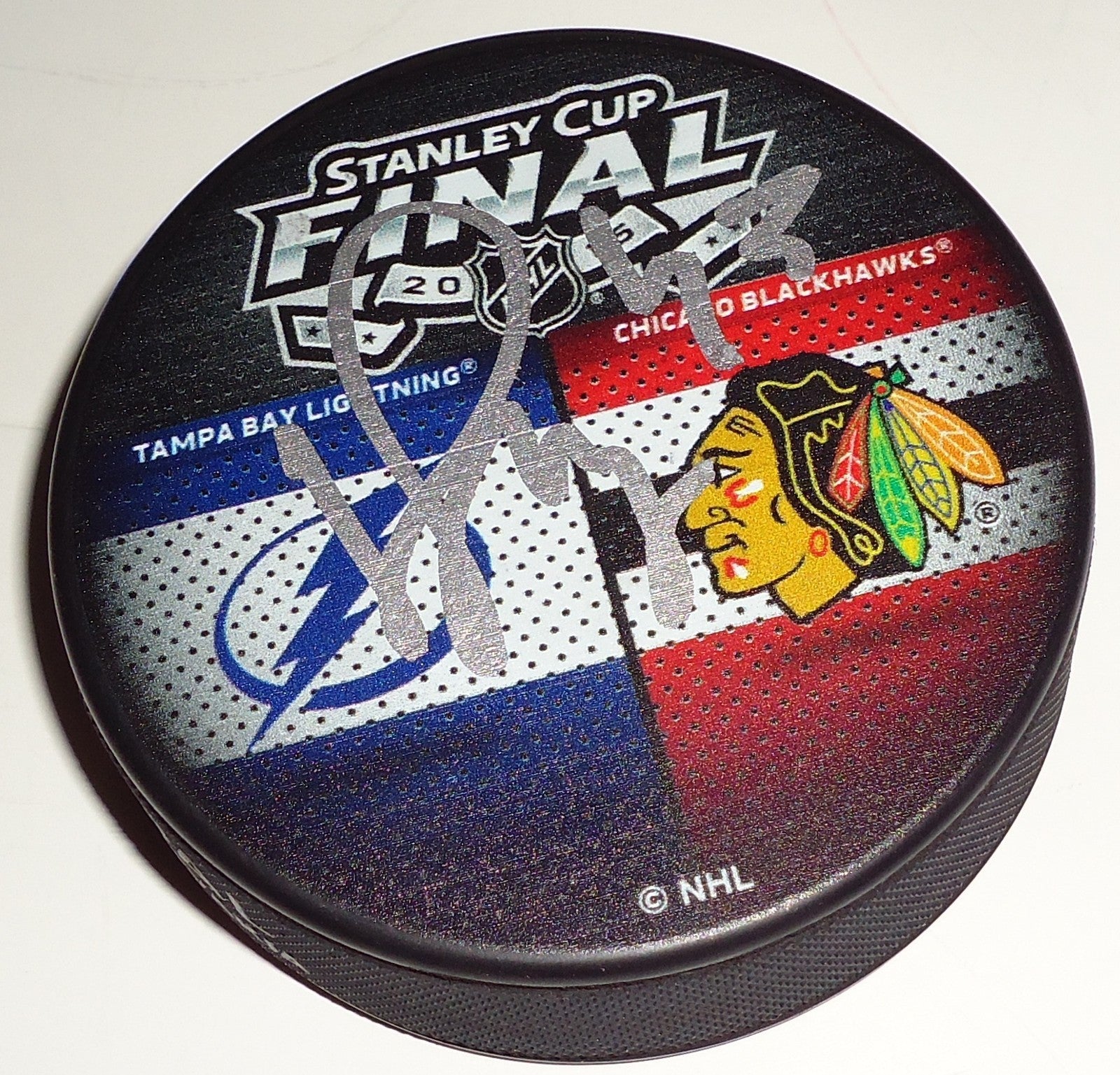 Victor Svedberg signed 2015 Chicago Blackhawks vs Lighting finals puck w/coa