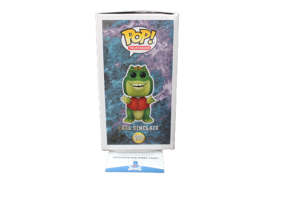 Stuart Pankin Dinosaurs Earl Sinclair Signed #959 Funko Pop w/Beckett COA X44955