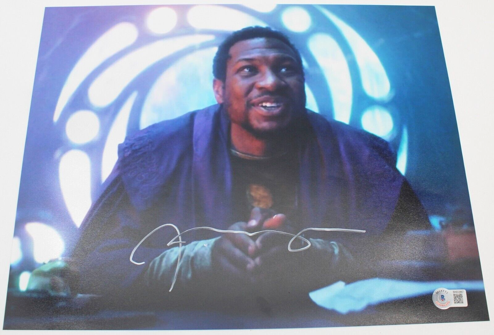 Jonathan Majors Signed Loki Kang Marvel 11x14 Photo w/Beckett COA BH033867