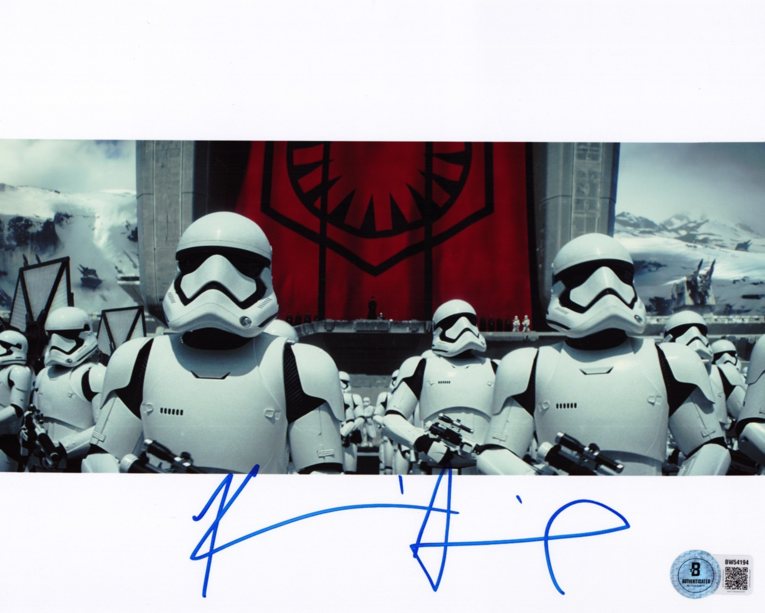 Kevin Smith Signed Star Wars Stormtrooper 8x10 Photo w/Beckett BAS BW54194